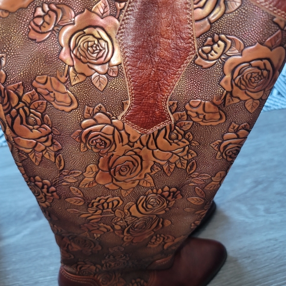 L'Artiste by Spring Step Boots - Picture 9 of 9